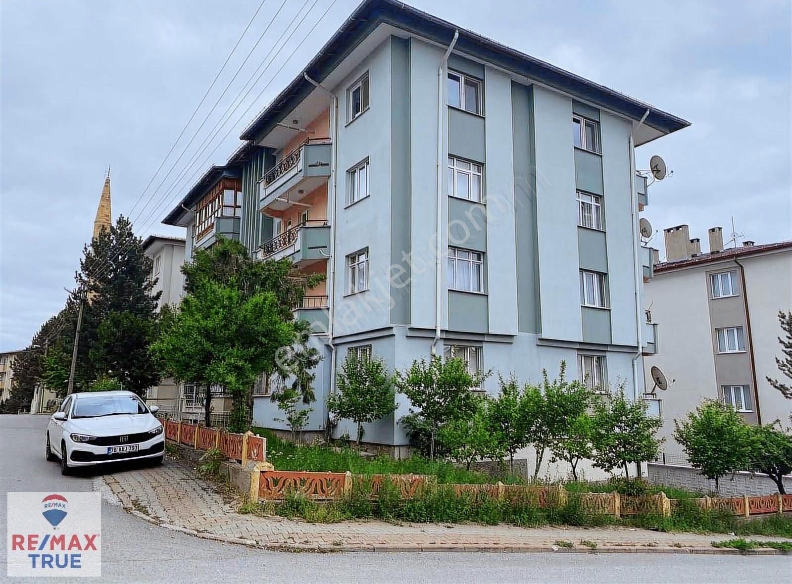 Sivas Merkez Kümbet Satılık Daire Kümbet Mahallesi Ravza Sitesi Satılık 3+1 Daire