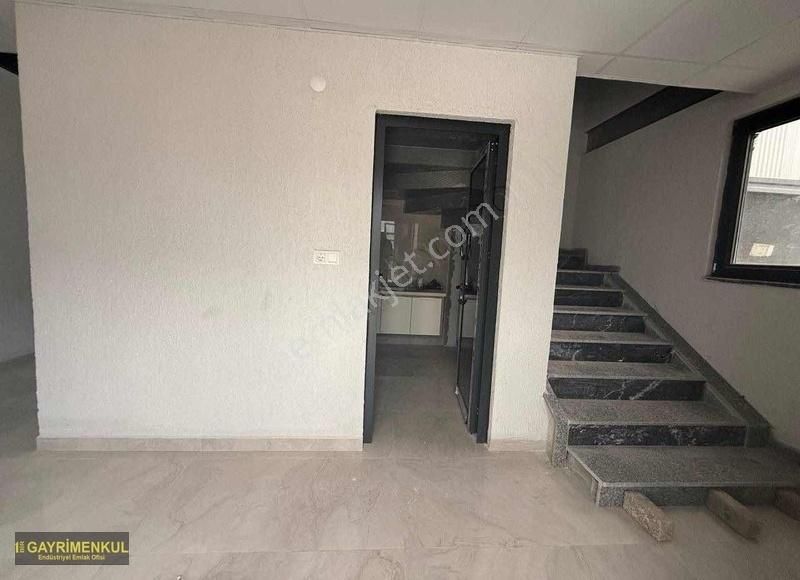 Başiskele Kullar'da Satılık Depo - Görsel 19