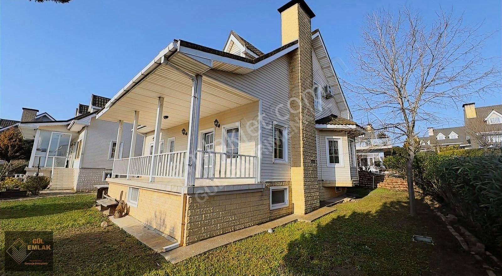 Büyükçekmece Kamiloba Satılık Villa Kumburgaz Zeytinsuyu Evleri 4+2 Geniş Bahçeli Satılık Villa