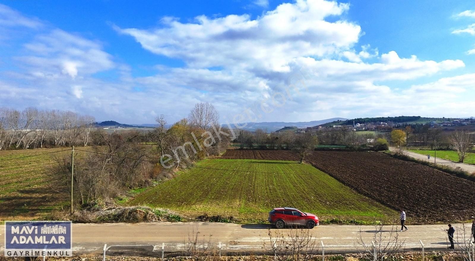 Yenişehir Papatya Satılık Tarla Papatya'da 3000 M2 Asfalta Cephe Emsalsiz Lokasyonda Kupon Arazi