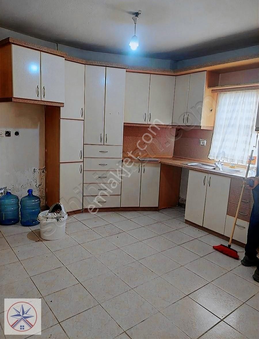 Bodrum Gümbet Satılık Daire Gümbet Pazar Yerine 50 Metre Mesafede 60 M2 Bahçe Katı 2+1