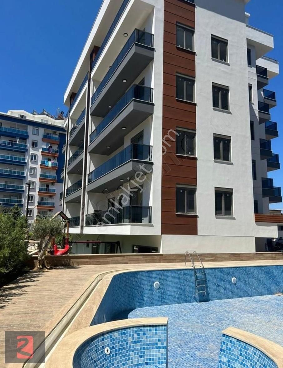 Alanya Tosmur Satılık Residence Alanyada Yeni Bina Sıfır Acil Satılık Rezidans