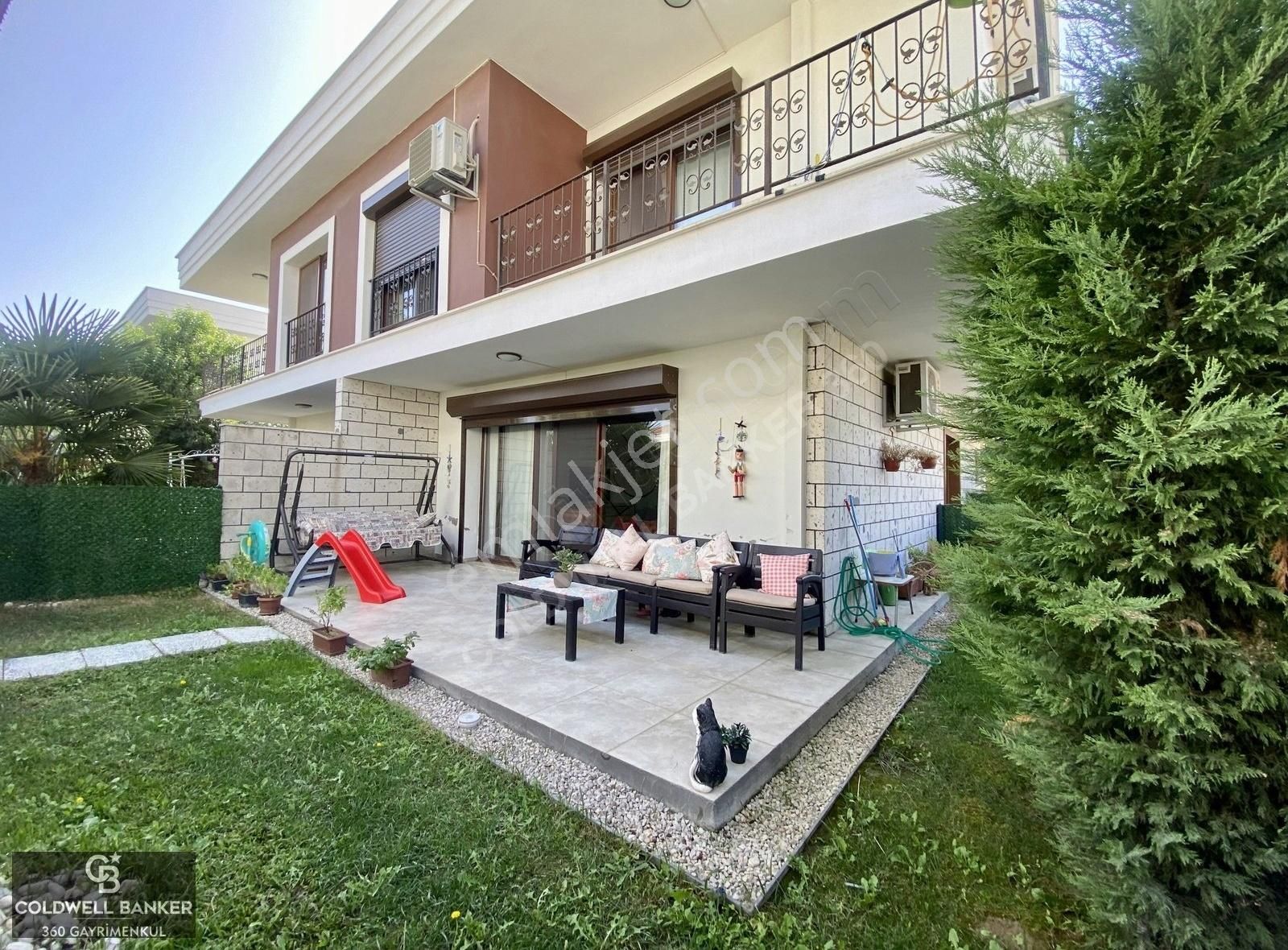 Yunusemre Muradiye Satılık Villa Muradiye Pasifik Villaları'nda Satılık Lüks 4+1 275m² Köşe Villa