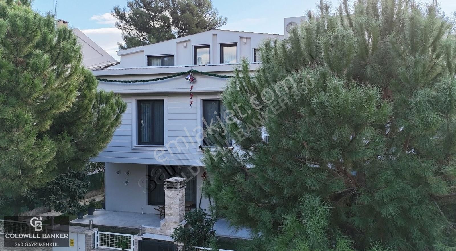 Bornova Erzene Satılık Villa İzmir Bornova Evka3 Profesörler Sitesi Satılık 5+1 Triplex Villa