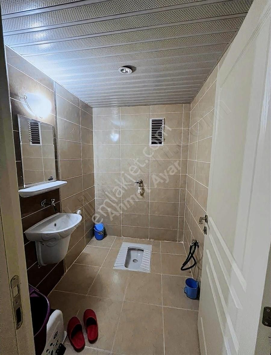 Niğde Merkez Efendibey Kiralık Daire A.ayar Emlak Güvencesi İle Kiralık Eşyalı Daire