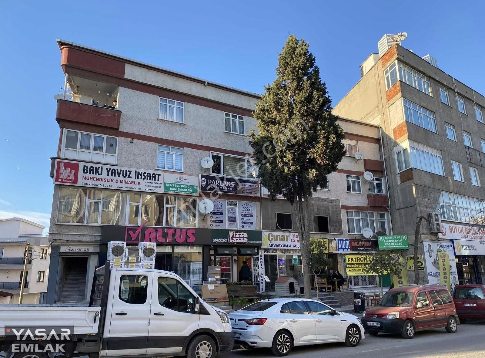 Darıca Kazım Karabekir Satılık Dükkan & Mağaza İstasyon Caddesinde 2 Adet Totalde 230m² İşyeri & Dükkan