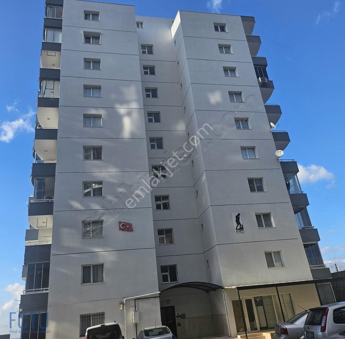 Narlıdere 2. İnönü Satılık Daire İzmir Narlıdere Yeşilvadi Evleri 3+1 Satılık Daire