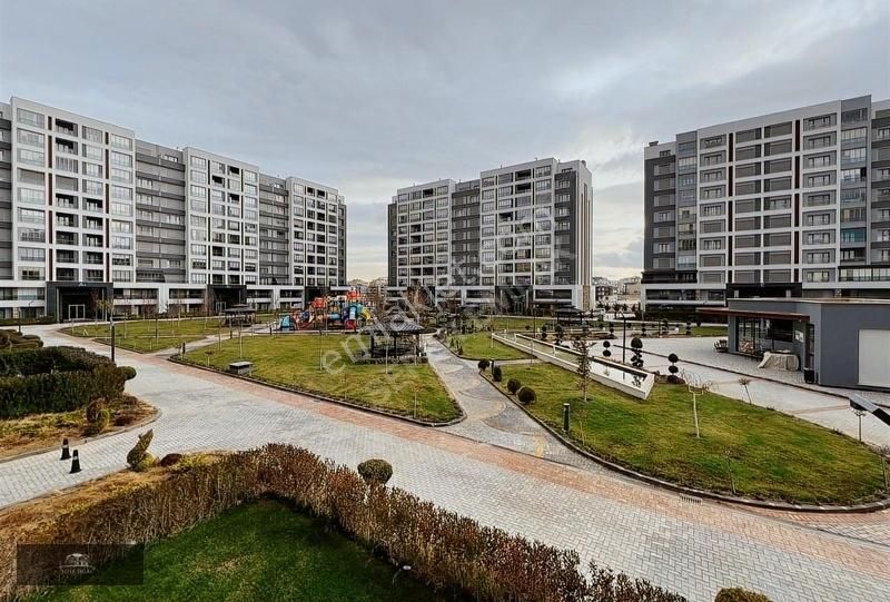 Selçuklu Yazır Satılık Daire Sefergyo Ada Parkta 4,5+1 Geniş Arakat Site İçi Süper Lüks Daire