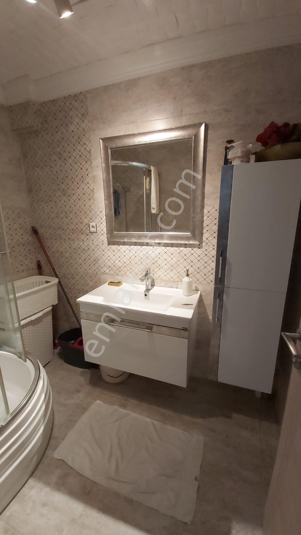 Kartal Soğanlık'ta 3+1 Salon 120 M² Temiz Masrafsız Daire - Görsel 13