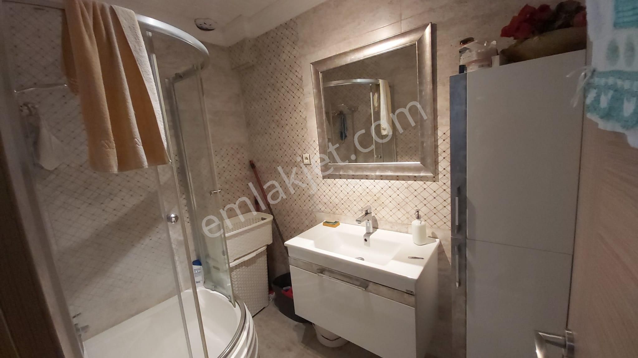 Kartal Soğanlık'ta 3+1 Salon 120 M² Temiz Masrafsız Daire - Görsel 12