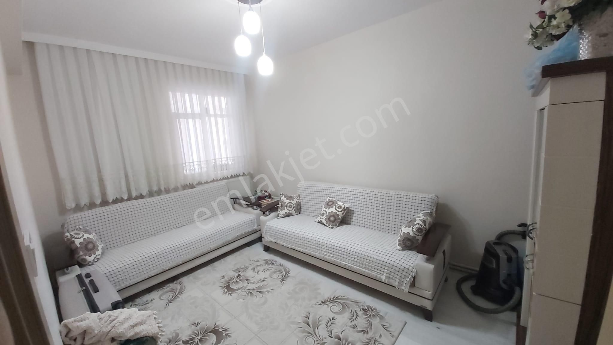 Kartal Soğanlık'ta 3+1 Salon 120 M² Temiz Masrafsız Daire - Görsel 3