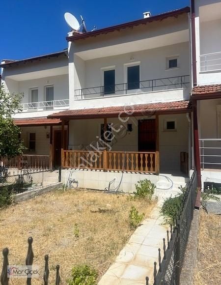 Karaburun Mordoğan Kiralık Villa Morçiçek'ten Mordoğan'da Site İçi Eşyalı Kiralık 3+1 Villa...