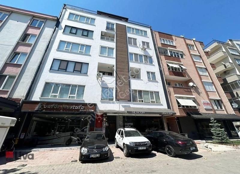 Karesi Atatürk Satılık Daire Liva'dan Bandırma Caddesi Üzerinde Lüks Daire