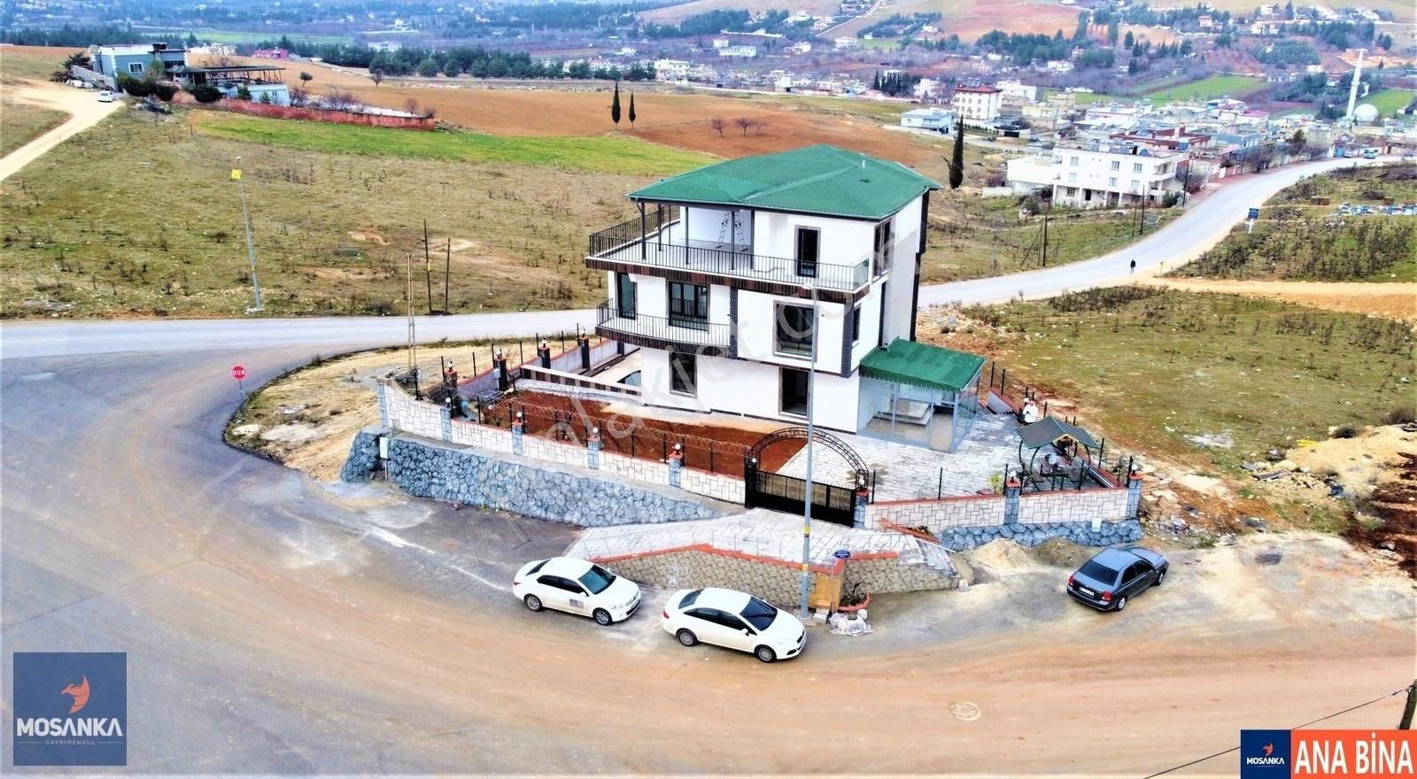 Şahinbey Beştepe Satılık Villa Mosanka'dan Beştepe'de Satılık 10+2 Forleks Villa 750 M2 Havuzlu