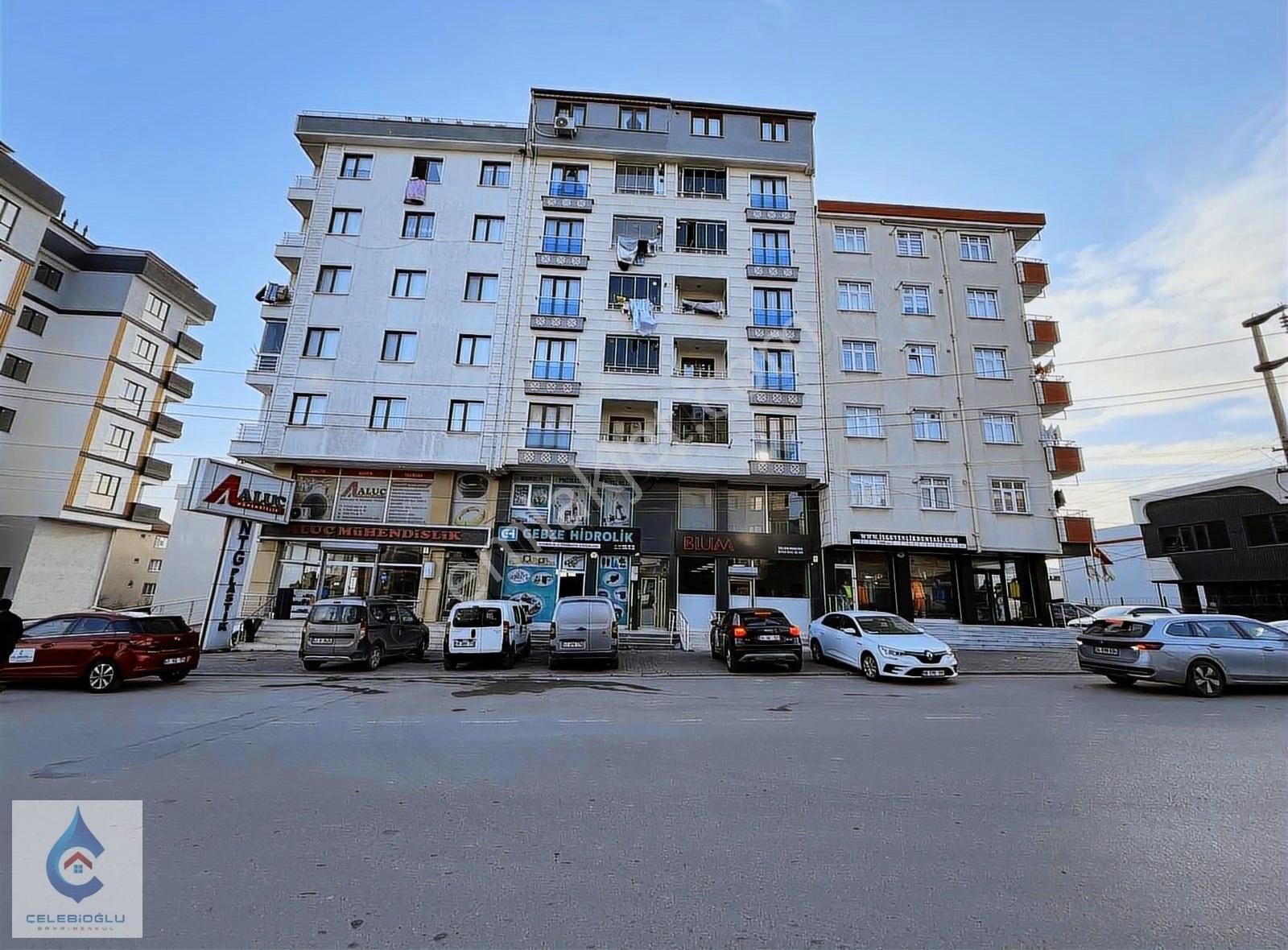 Gebze İnönü Satılık Daire Gebze İnönü Mah. Satılık 5+1 Dubleks İki Ayrı 2+1 Daire