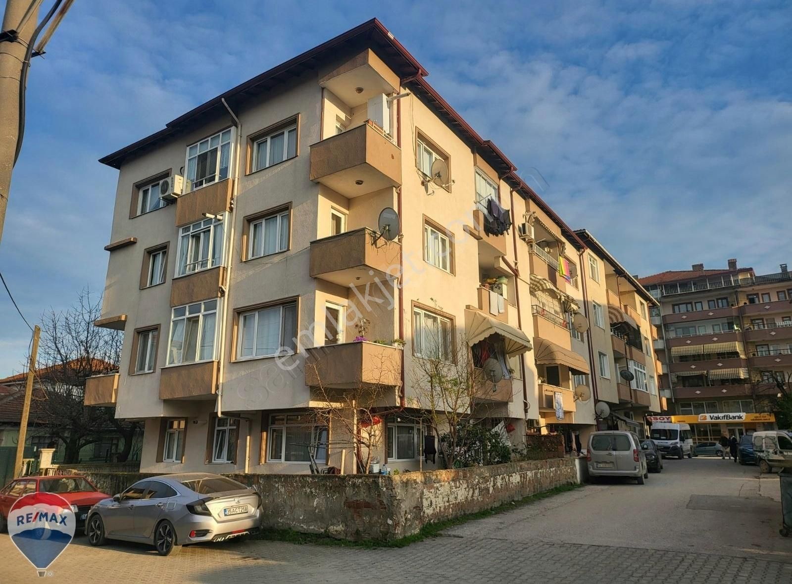 Sapanca Rüstempasa Satılık Daire Remax Mavi Hikmet Başer Sapanca Çarşı İçinde 3+1 Satılık Daire