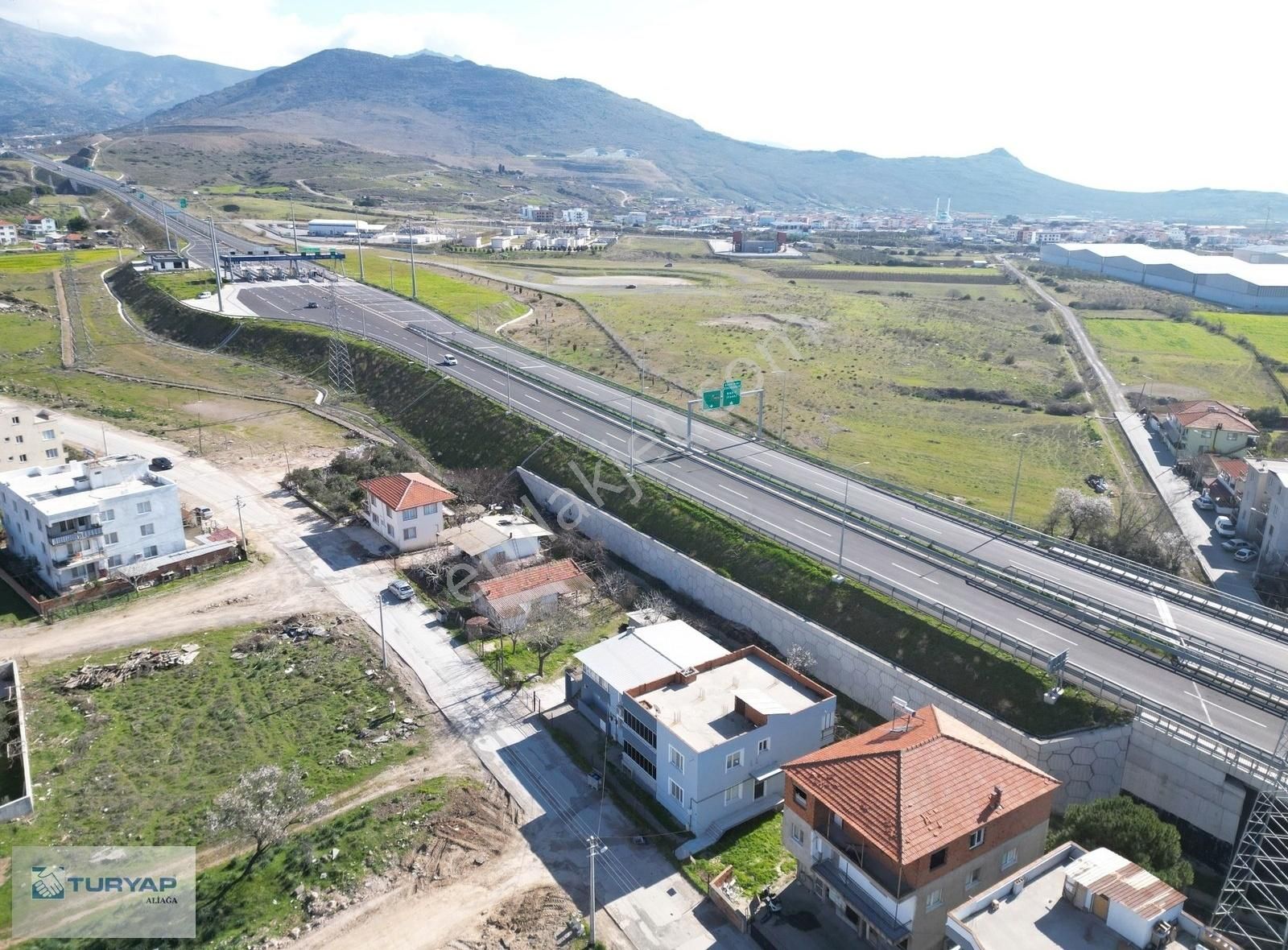 Menemen Hatundere Satılık Konut İmarlı Hatundere İzban Dibinde 440m2 3 Kat İmarlı Arsa