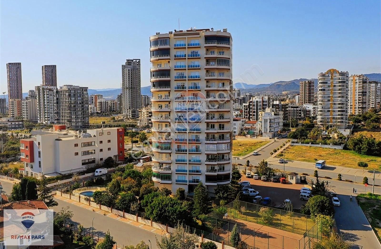 Yenişehir 50. Yıl Satılık Daire Remax Pars'tan 50.yıl Mah Çoruhlu Paradise Sitesin'de 4+1