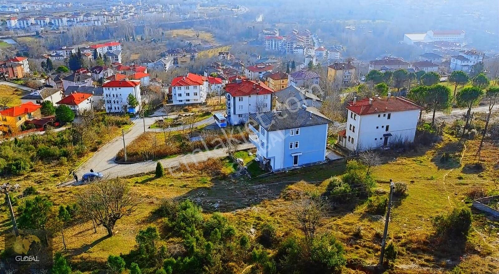 Bartın Merkez Orduyeri Satılık Konut İmarlı Global'den Orduyerinde İster Müstakil İster 3 Dairelik Arsa