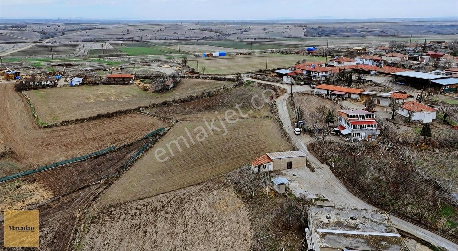 Süloğlu Akardere Köyü Satılık Konut İmarlı Mayadan Edirne Süloğlu Akarderede 2.6 Dönüm Arsa