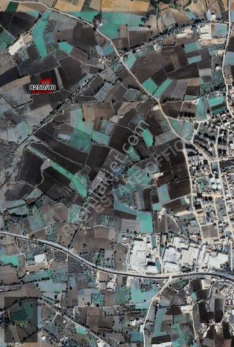 Boz Estate Office'den Akçalarda Satılık Yatırımlık Tarla.