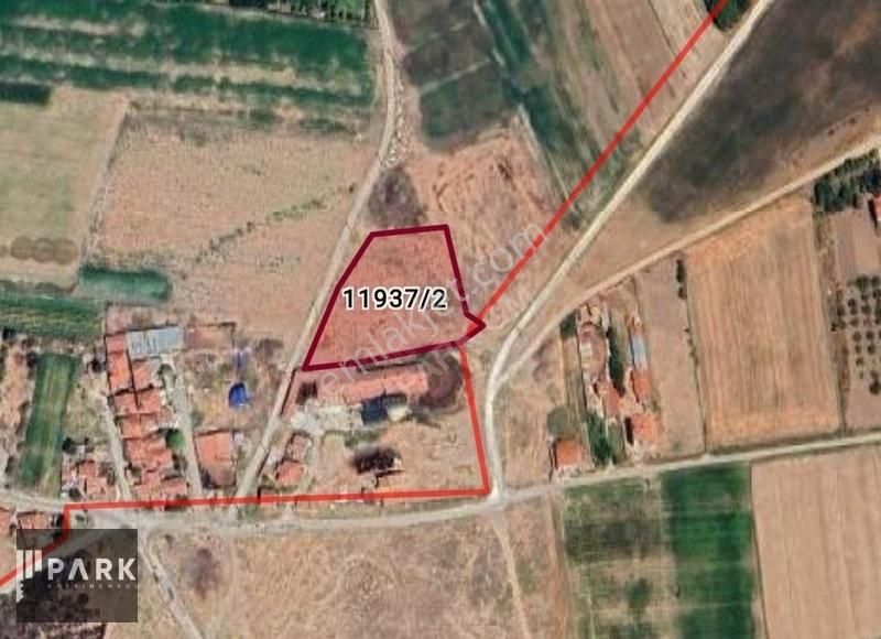 Tepebaşı Gazipaşa Satılık Tarla Park Gayrimenkulden Gazipaşa Mahallesinde Satılık 3.620 M2 Tarla