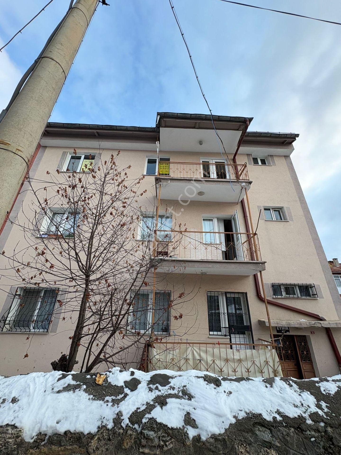 Sivas Merkez Akdeğirmen Satılık Daire Kabze Emlaktan Sivas Mrk.akdeğirmen Mahallesinde Satılık Daire