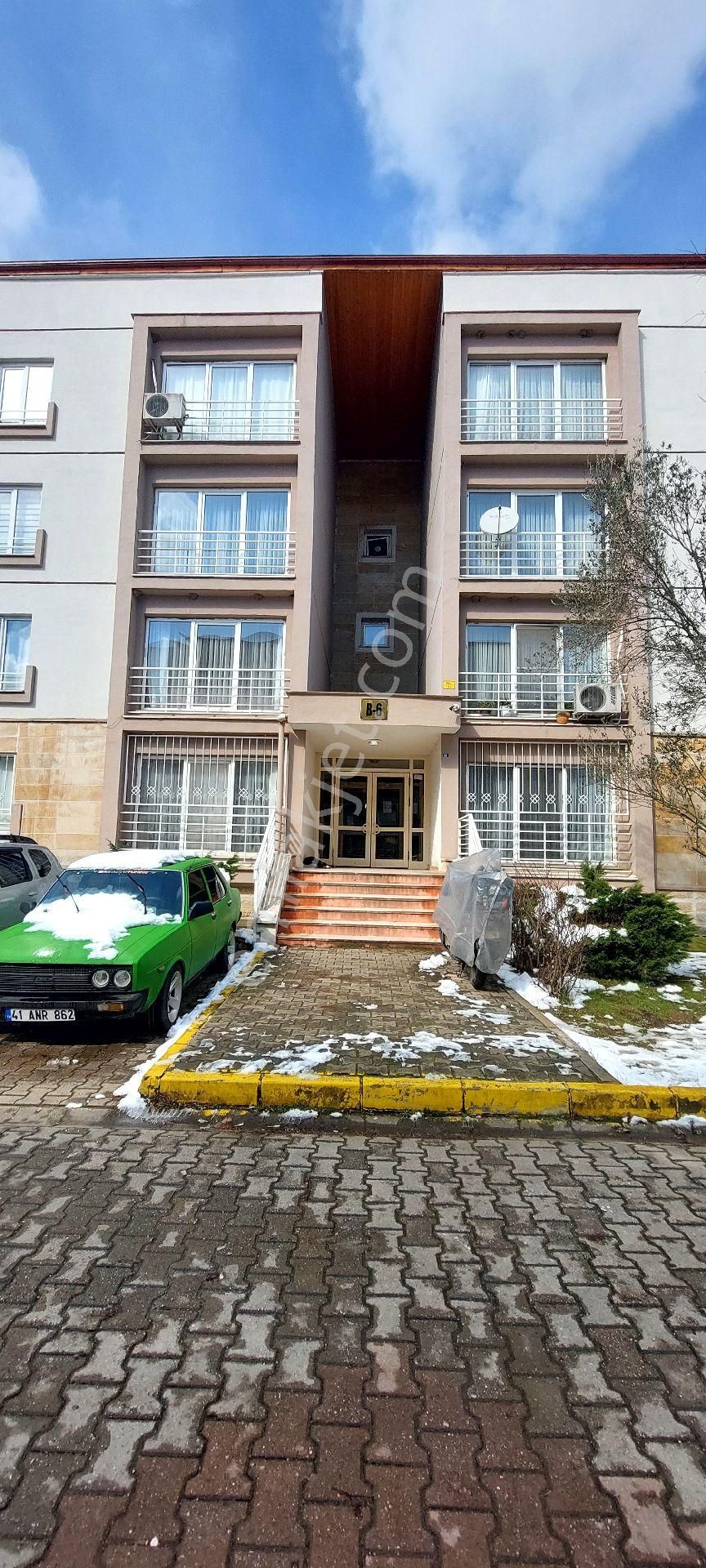 Kartepe Ataşehir Satılık Daire Tacyaprak Evleri Satilik