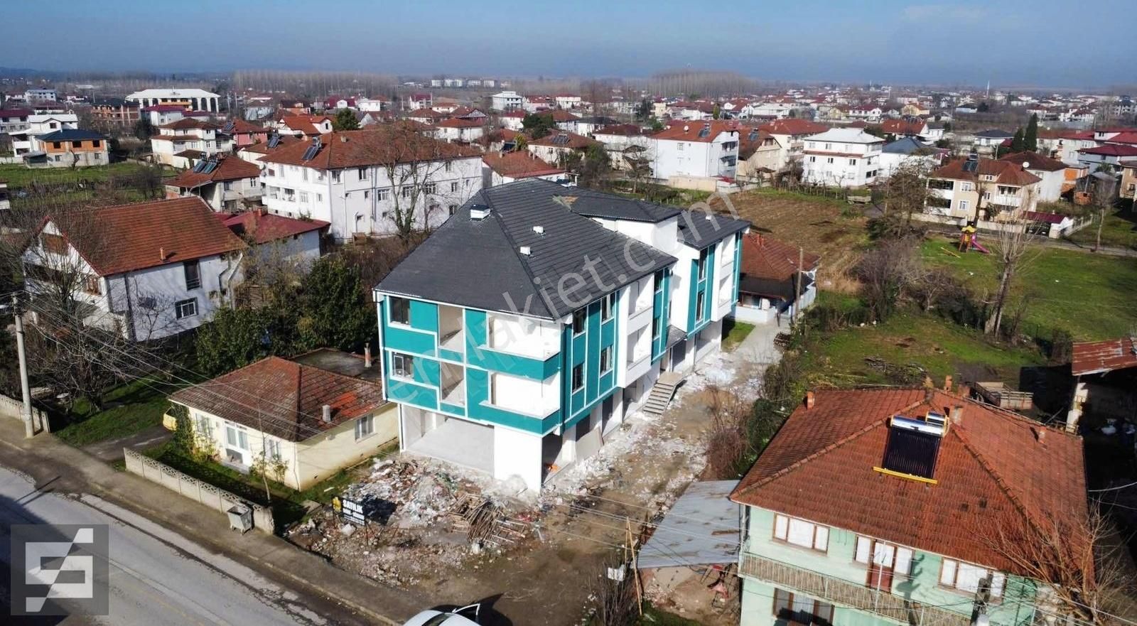 Akyazı İnönü Satılık Daire Sancak Emlak'tan Satılık 112m2 Orta Kat Daire