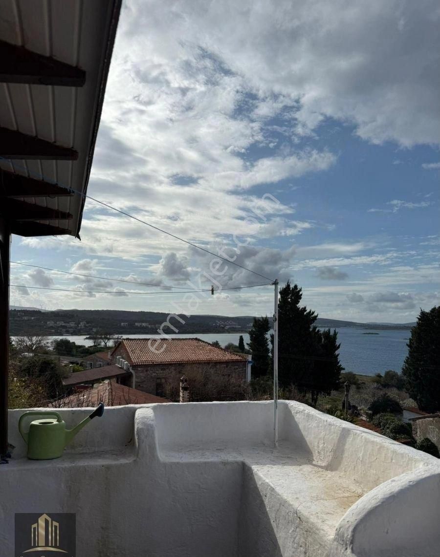 Çeşme Ildır'da Denize 250 Metre Bahçeli,şömineli 8+2 Satılık 2 Katlı Müstakil Rum Evi - Görsel 3