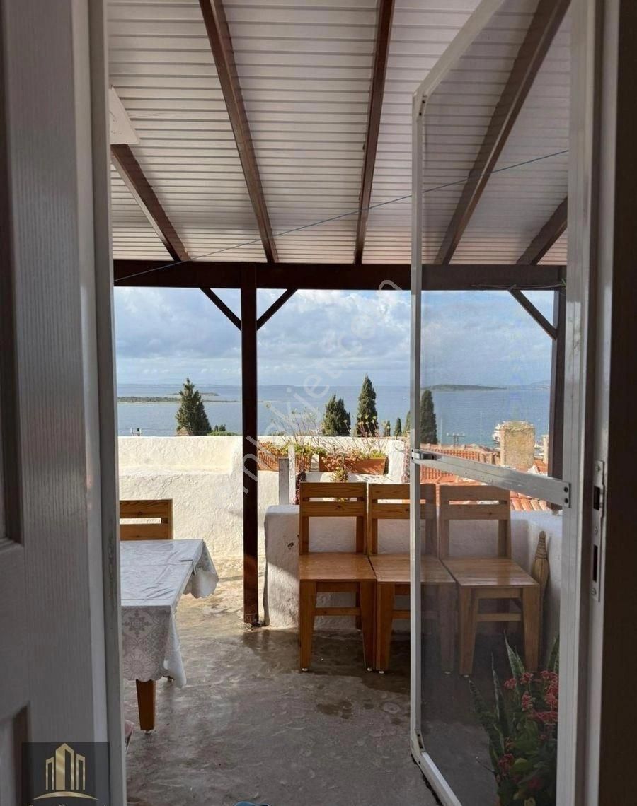 Çeşme Ildır'da Denize 250 Metre Bahçeli,şömineli 8+2 Satılık 2 Katlı Müstakil Rum Evi - Görsel 7