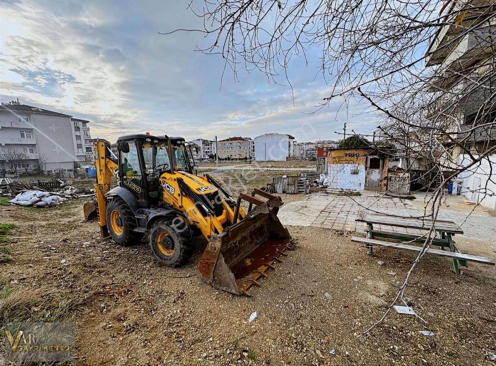 Çerkezköy Bağlık Satılık Konut İmarlı Var'dan Çerkezköy Gmkp Mahallesi'nde 305 M2 Fırsat Arsa