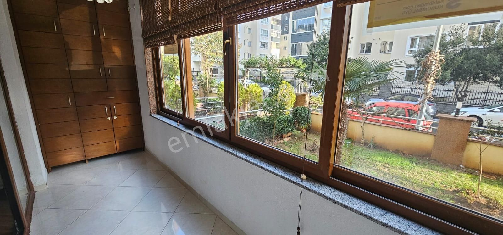 Maltepe Altayçeşme Kiralık Daire Altayçeşme Genç Bina Metroya 2dk Otoparklı Kombili Masrafsız 3+1