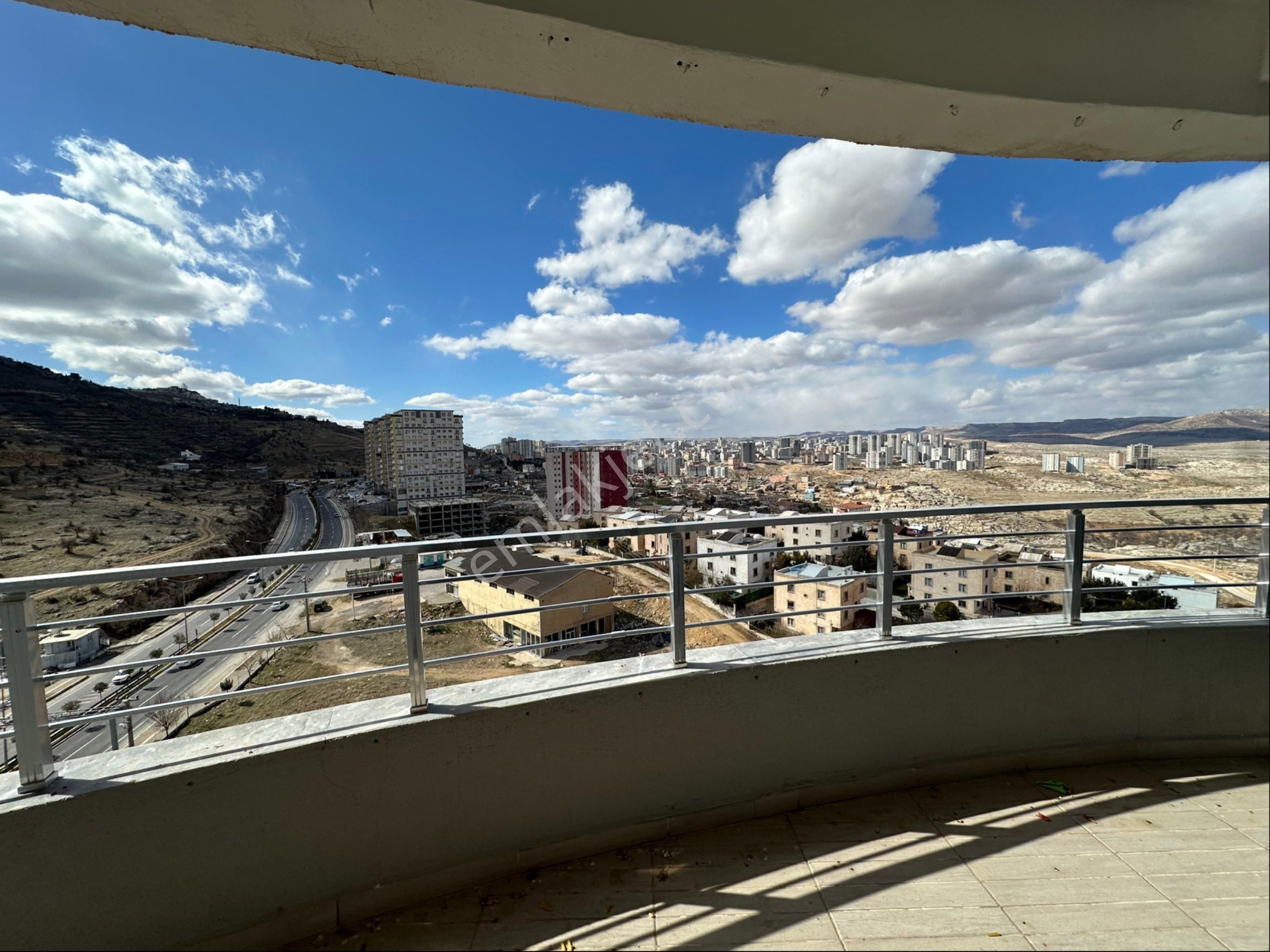 Akkuş Emlak’tan Meridien Towers’ta Satılık 4+1 Daire - Görsel 7