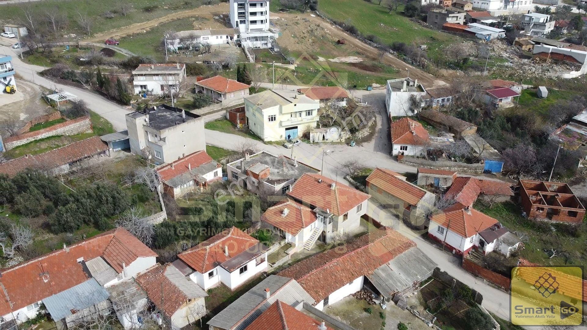 Kayacık'ta Satılık Müstakil Ev Ve 396 M² Arsa Hissesi - Görsel 14