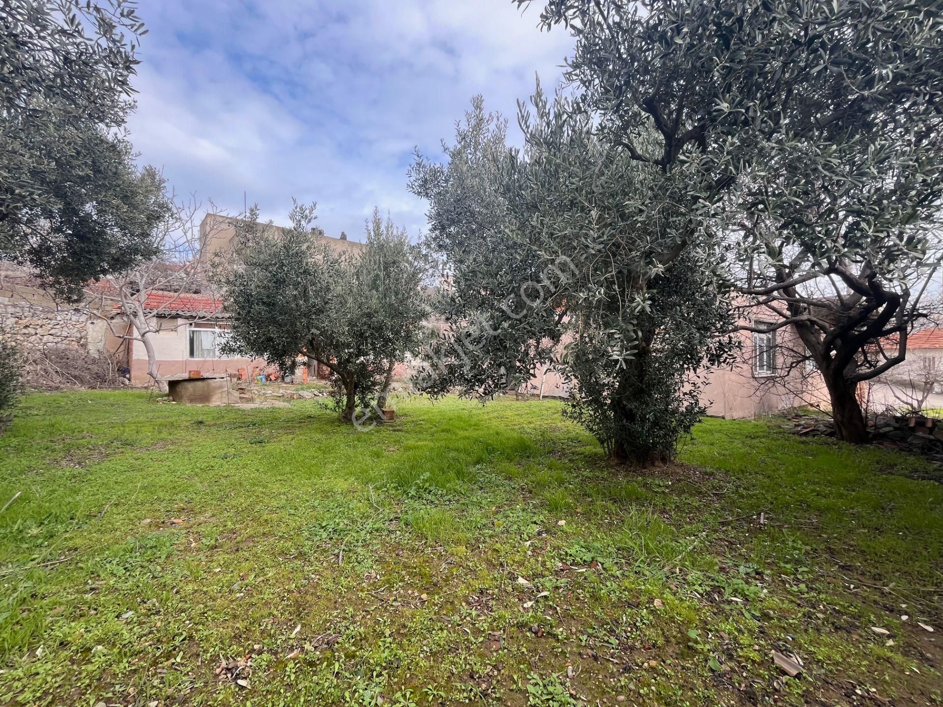 Kayacık'ta Satılık Müstakil Ev Ve 396 M² Arsa Hissesi - Görsel 27