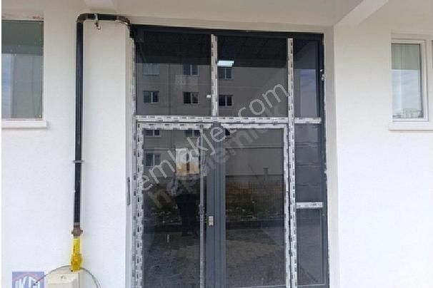 Yenikent Feyziçakmak Mah Satılık 4+1 Net 130m2 Kapalı Otopark Mevcut