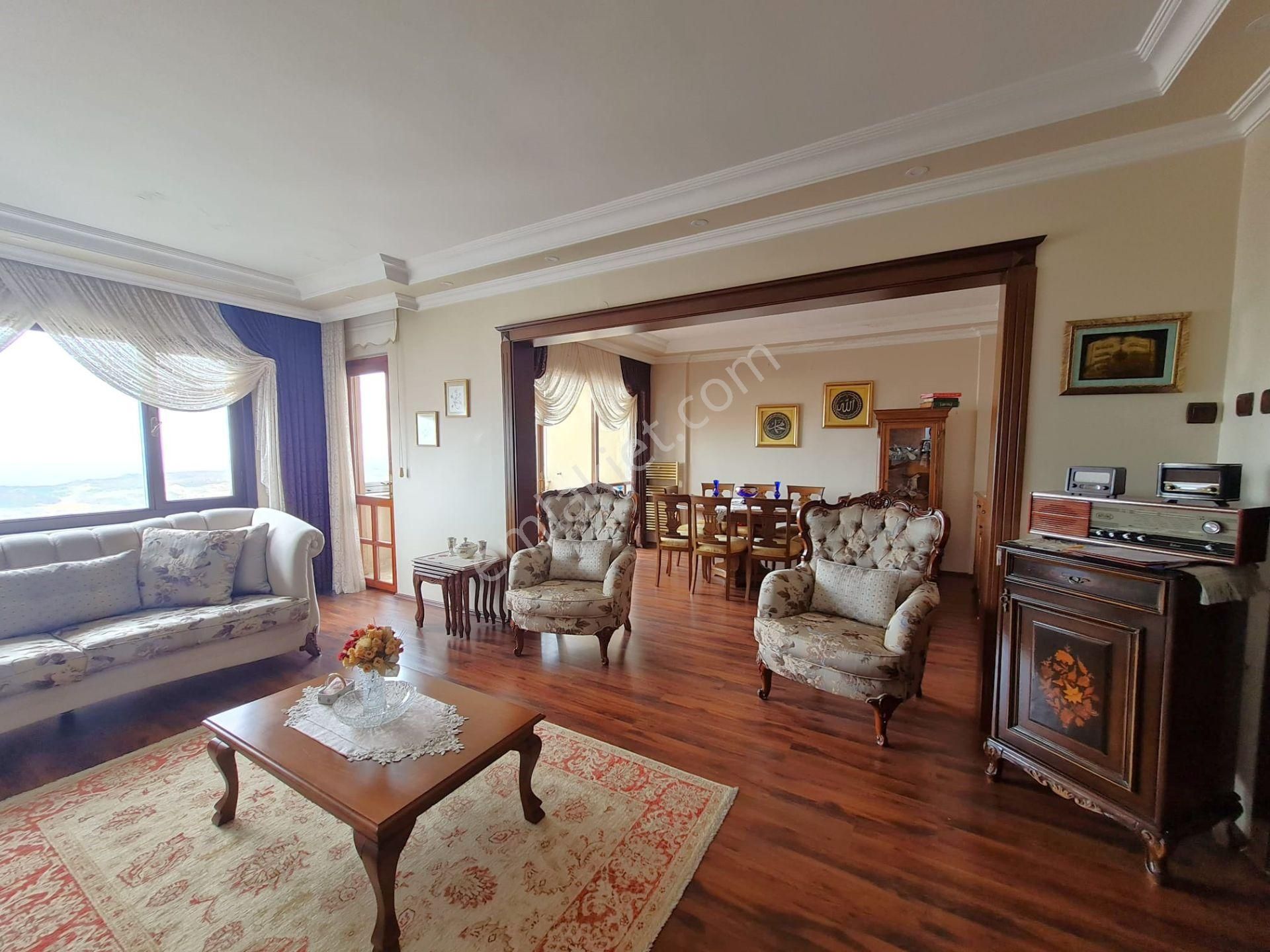 Trabzon 1 No'lu Beşirli'de Deniz Manzaralı Satılık Dubleks Daire - Görsel 9