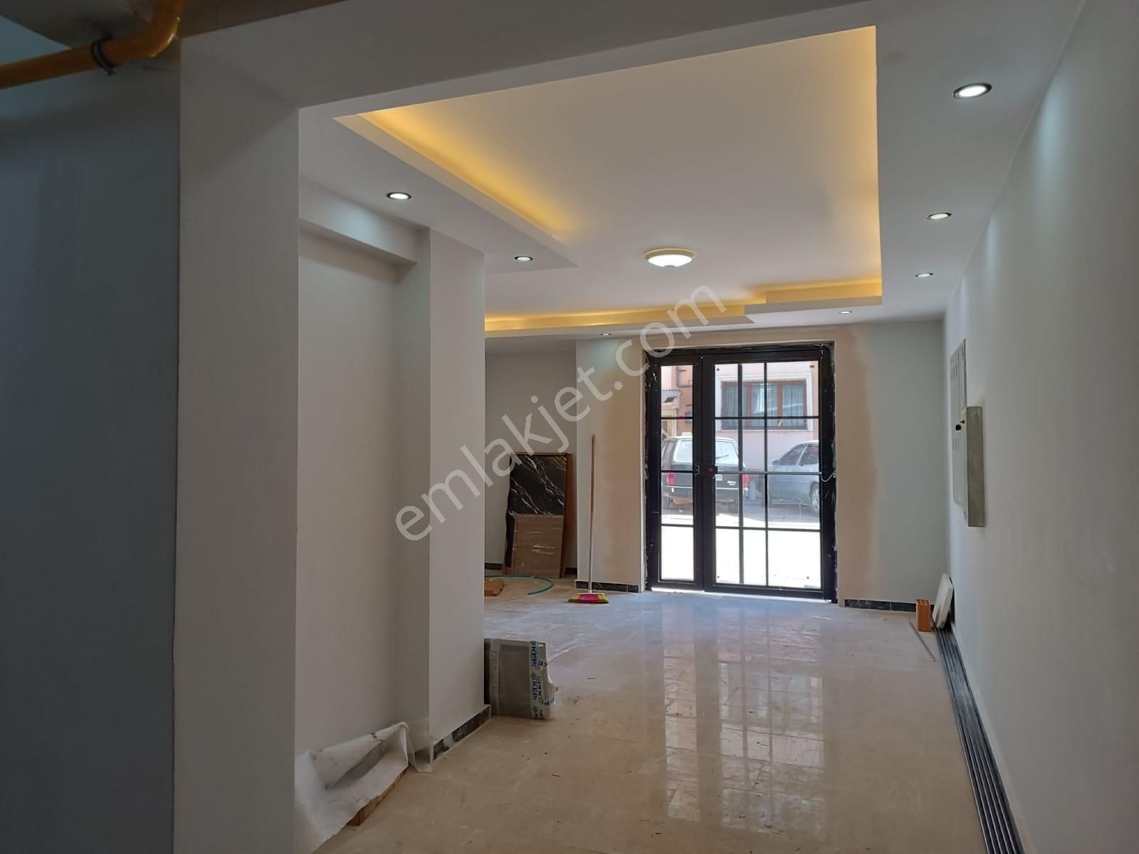 Çamlıca Mahallesinde Satılık 3+1 Daireler