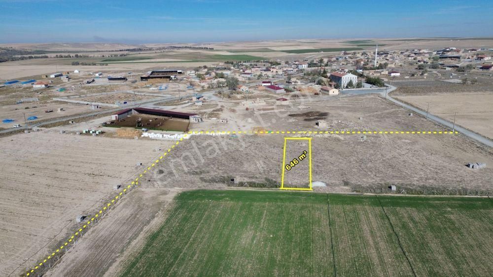 Emirgazi Işıklar Satılık Konut İmarlı Konya / Emirgazi / Işıklar'da 646 M² Konut İmarlı Arsa