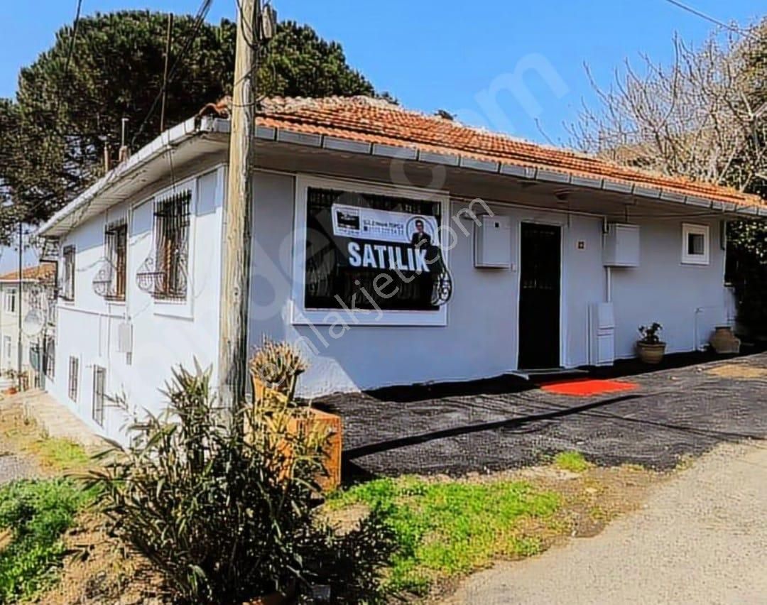 Bekoz Kanlıca'da Bahçeli Satılık Müstakil Ev