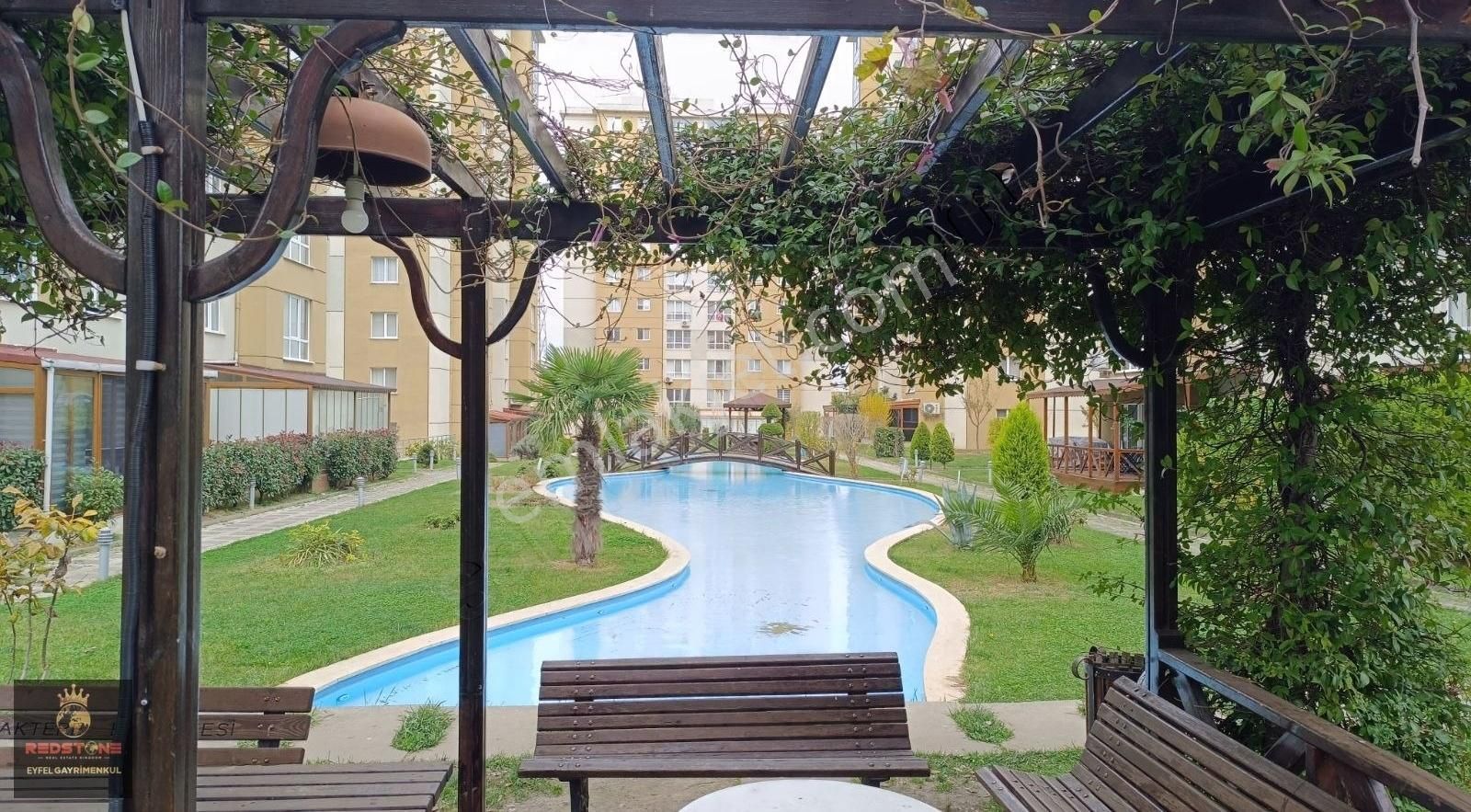 Sancaktepe Osmangazi Kiralık Daire Mahal Sancaktepe Site İçi Kiralık Eşyalı 2+1 Açık Mutfaklı Daire