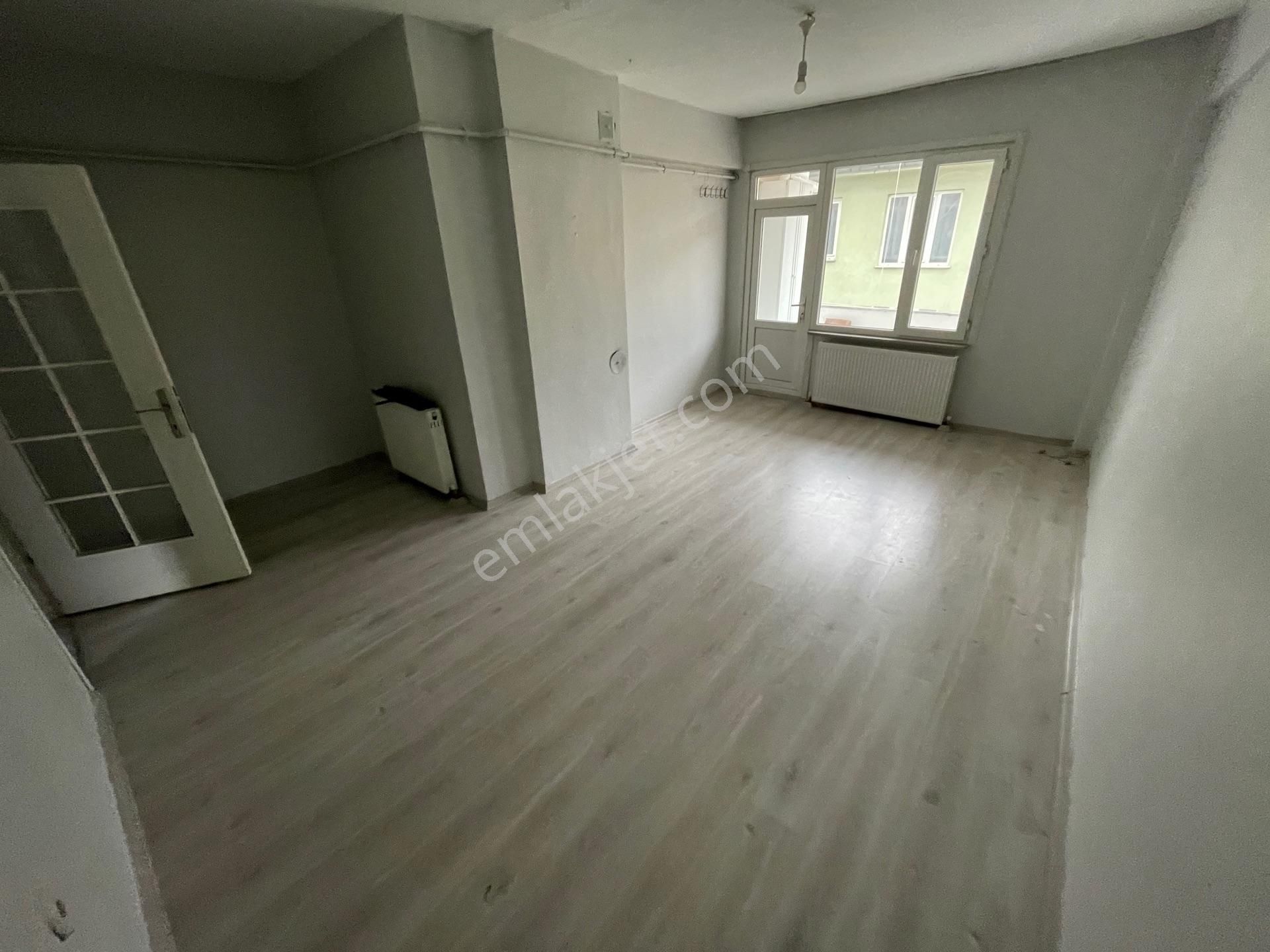 Edirne Merkez Abdurrahman Kiralık Daire Marmara'dan Ayşekadında 3+1 Kiralık Daire