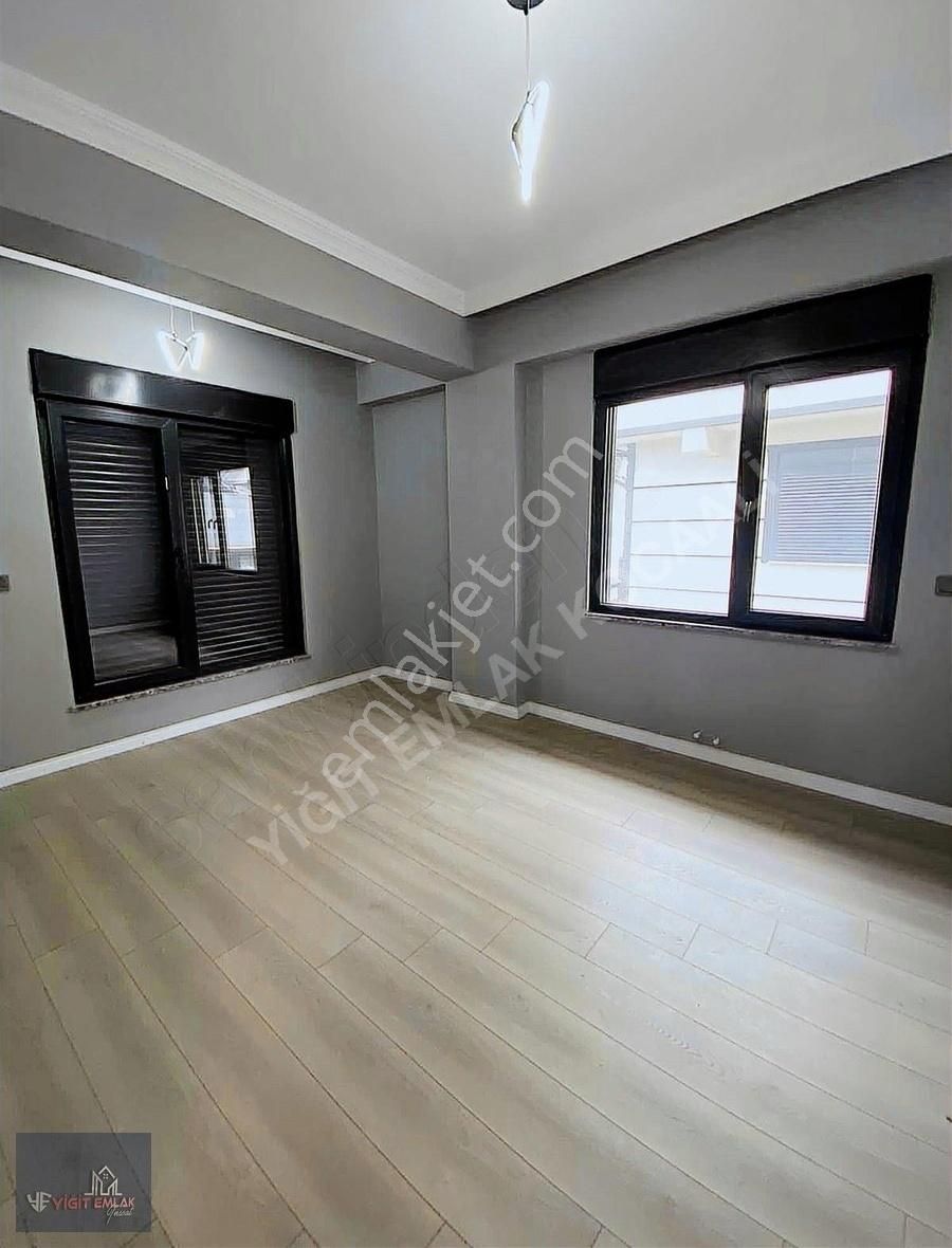 Kocaali Yalı Mah. Altan Isıtmalı Geniş Bahçeli 3+1tribleks Villa