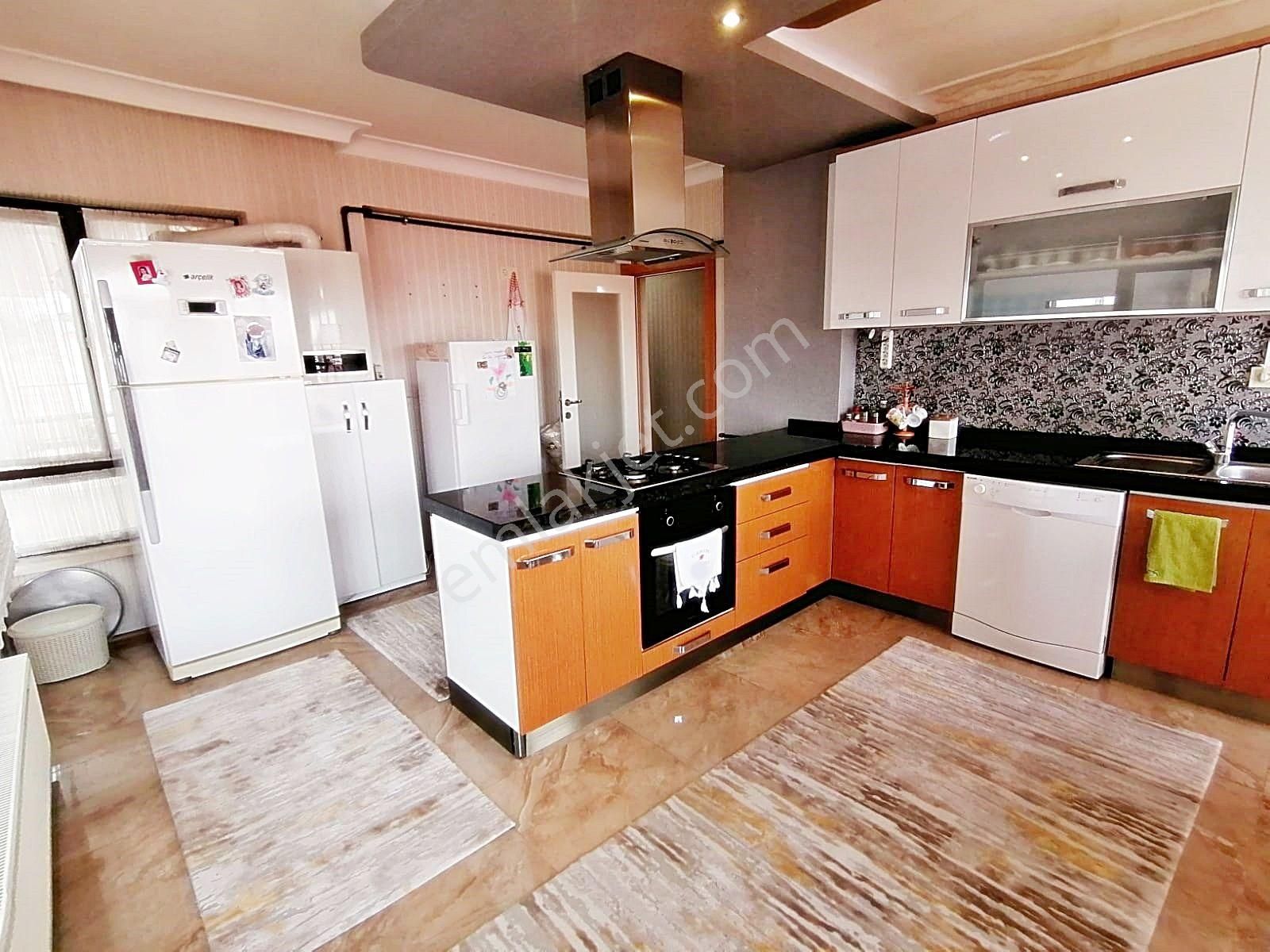 Keçiören Bağlarbaşı Satılık Daire Bağlarbaşı Mah.bursa Cadde Yakını Full Ankara Manzaralı Geniş 3+1 Daire