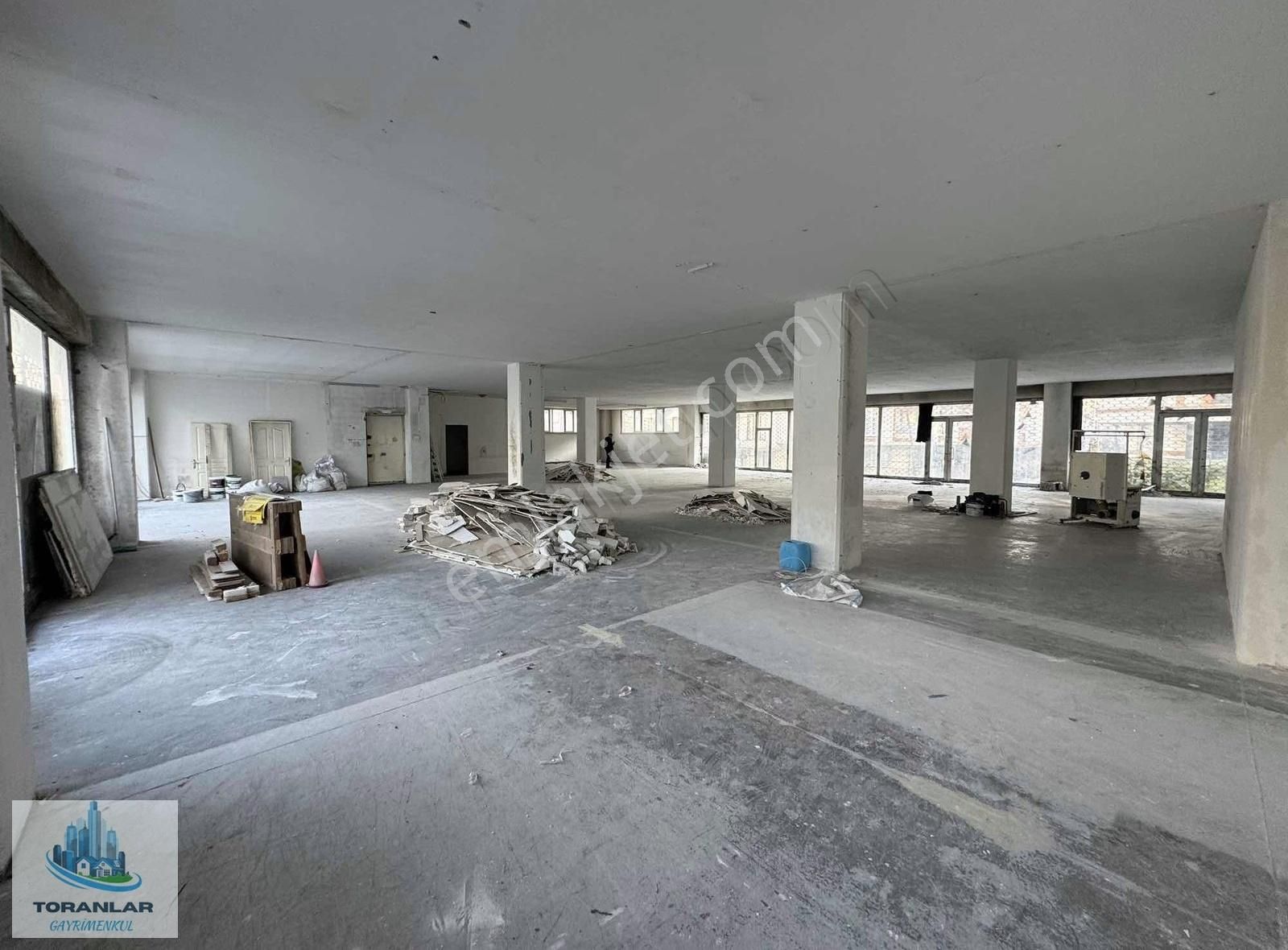 İstanbul Küçükçekmece Kiralık Fabrika Halkalıda Kiralık 700 M2 İmalathane İskanlı Bina