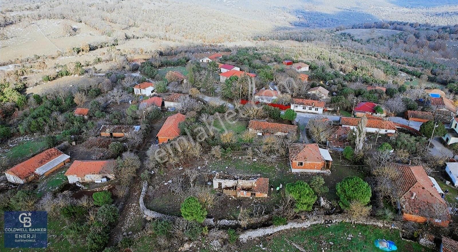 Yenice Alancık Köyü Satılık Konut İmarlı Çanakkale Yenice Alancık Satılık 625 M2 Müstakil Tapulu Arsa