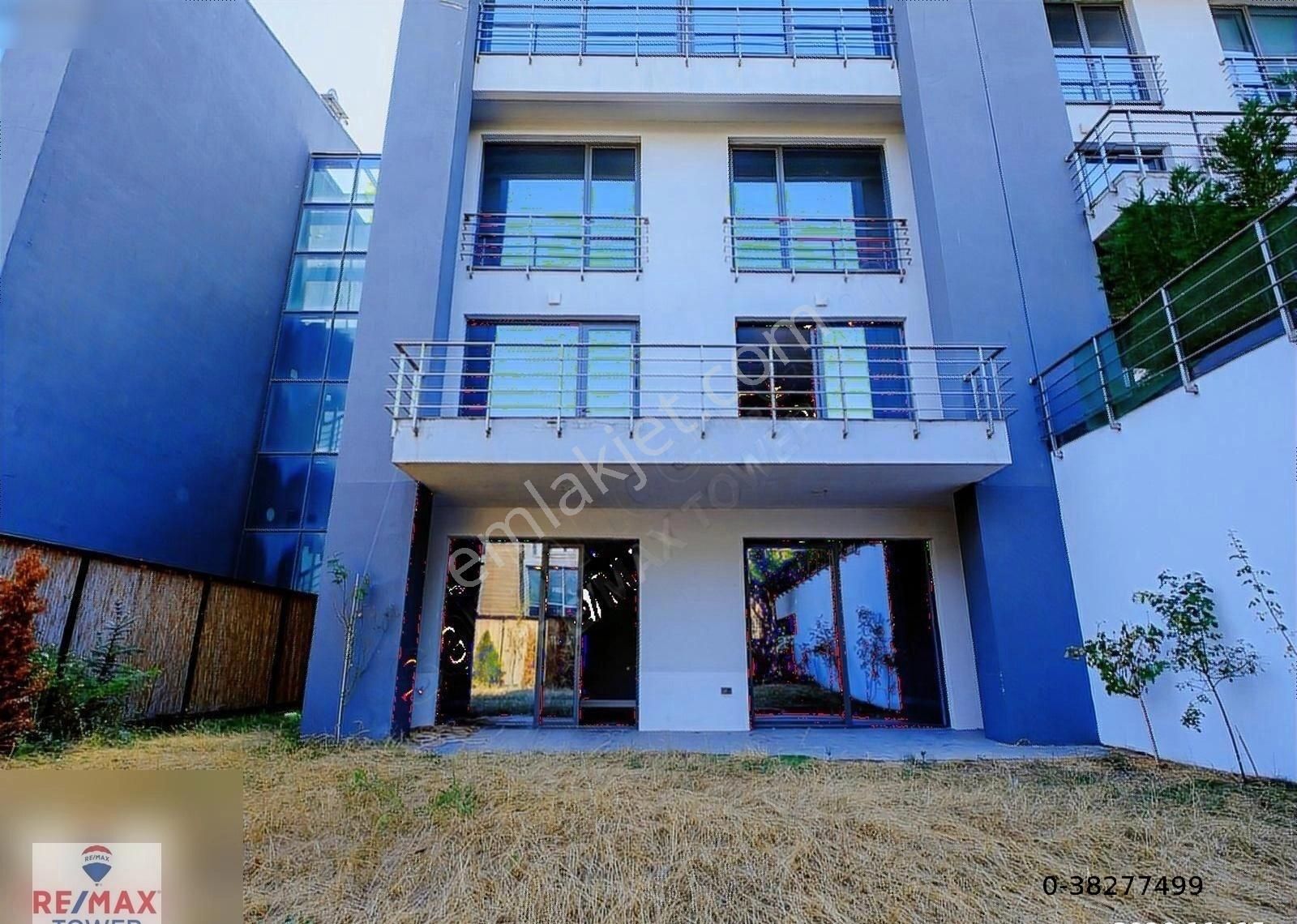 Çankaya Alacaatlı Satılık Daire Park Cad. Mira Park Satılık Hem Konuta Hem Ofise 3 Katlı Ve 5+2