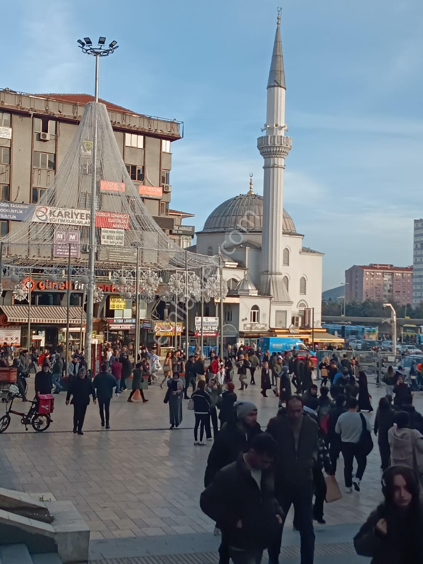 Bahçelievler Şirinevler Satılık Dükkan & Mağaza Şirinevler Meydanda Dershane Kiracılı Aynı Anda İki Daire