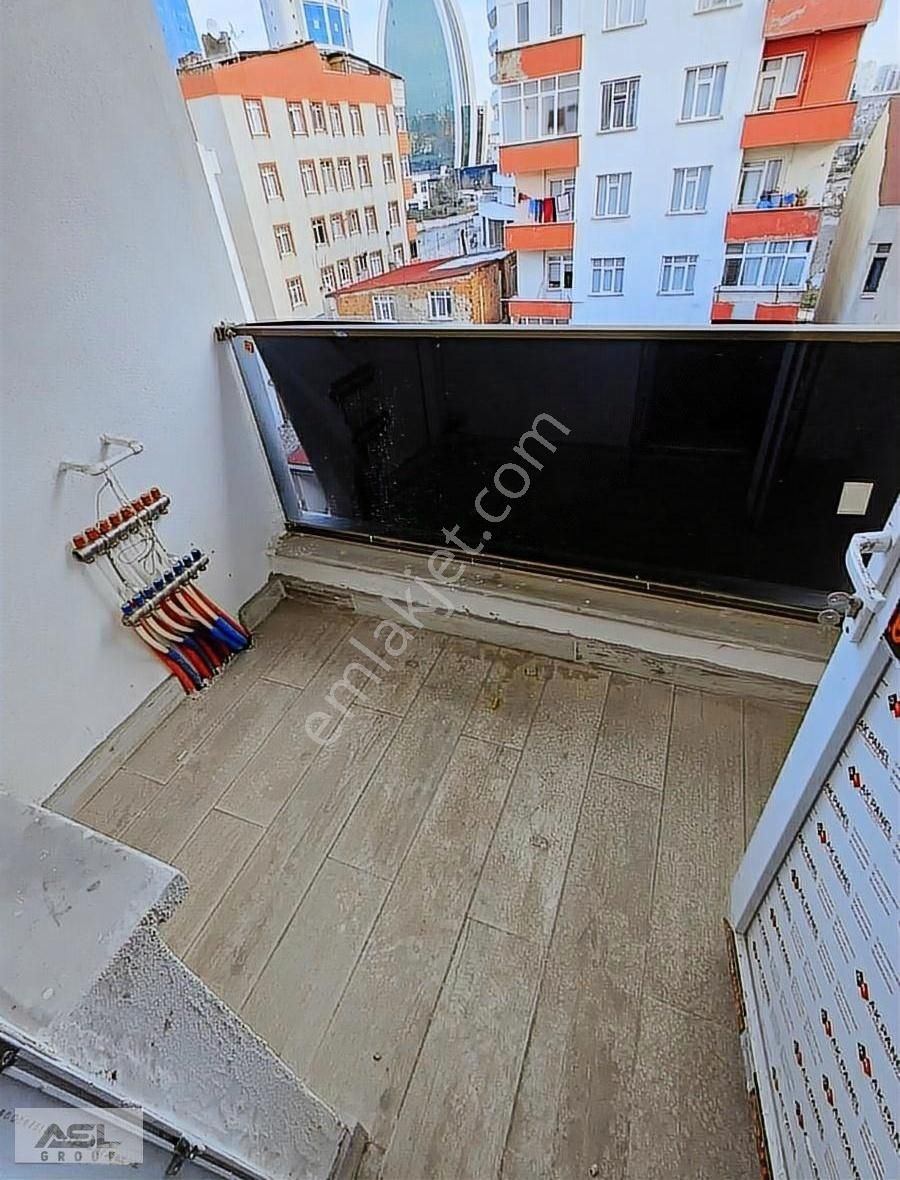 Küçükçekmece İnönü Satılık Daire Asl Den İnönü Mah 2+1 95 M Satılık Daire...